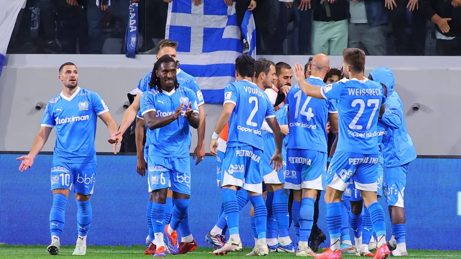 Με φόρα… για να στείλει (δεύτερο) μήνυμα