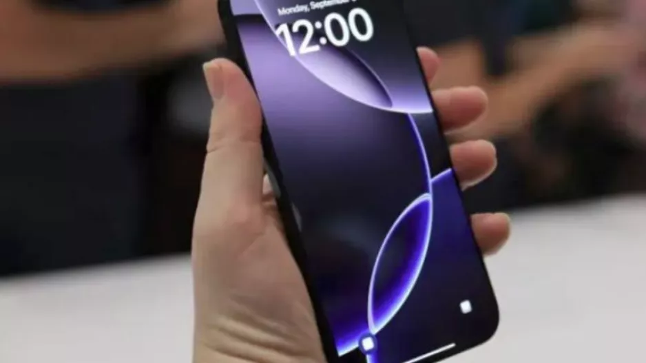Ποια μεγάλη αλλαγή ετοιμάζει η Apple για τα 20 χρόνια των iPhone