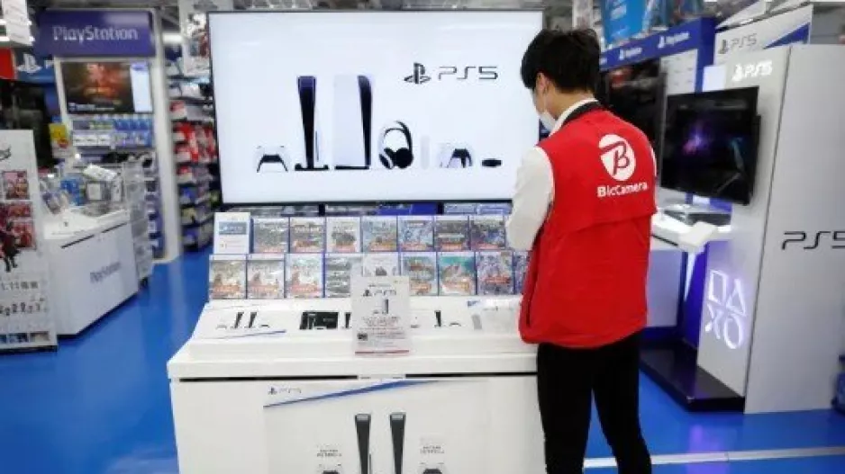 Χαμός στην Ιαπωνία: Κόσμος ενοικιάζει PlayStation 5