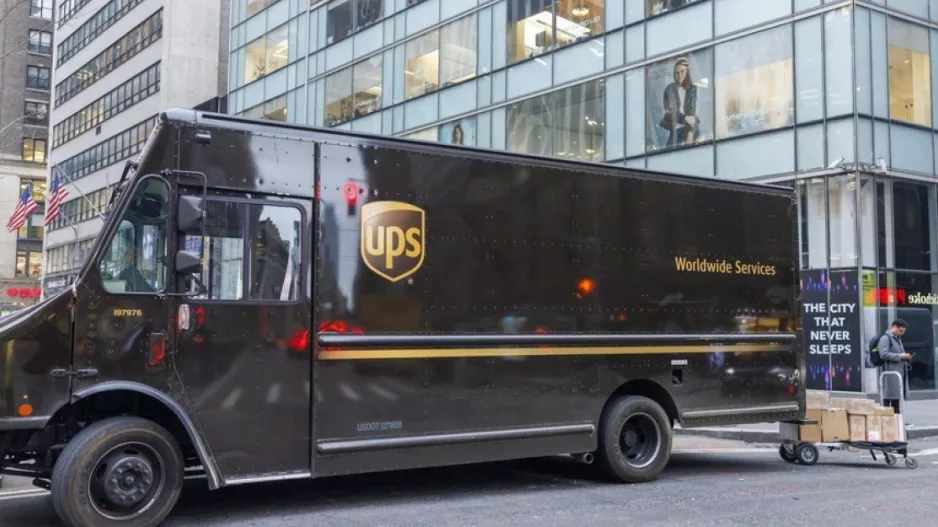 Η UPS θα απολύσει φέτος 20.000 εργαζόμενους σε όλο τον κόσμο