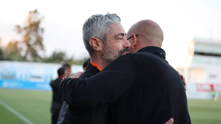 Θερμός εναγκαλισμός