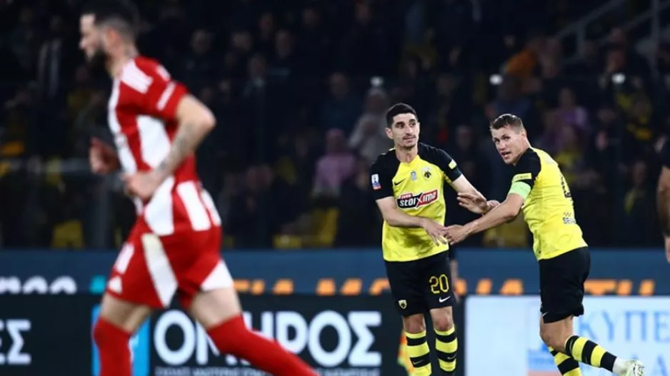 Η AEK τη νίκη γοήτρου, ο Ολυμπιακός στον τελικό του Κυπέλλου
