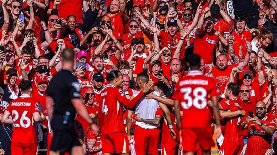 Η «Χρυσή Βίβλος» της Premier League: Συγκάτοικος με Γιουνάιτεντ στα 20 πρωταθλήματα η Λίβερπουλ!