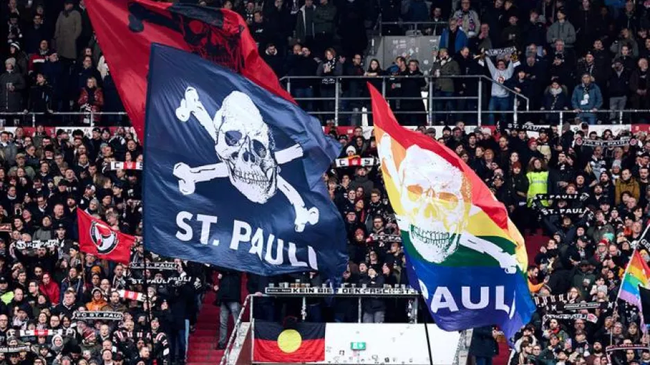 Πούλησε το γήπεδο στους φιλάθλους της και συγκέντρωσε 27 εκατομμύρια 