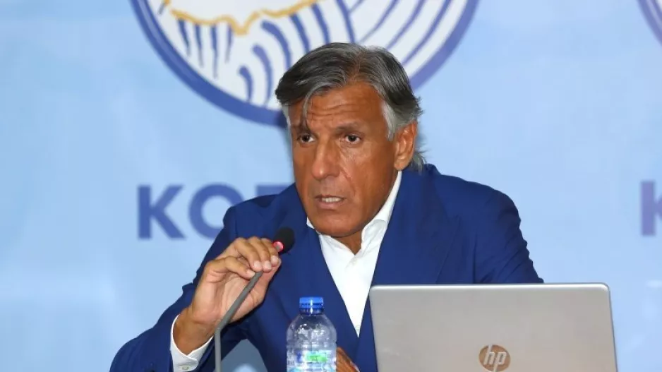 ΓΙΑΤΙ κύριε Μεσίνα;