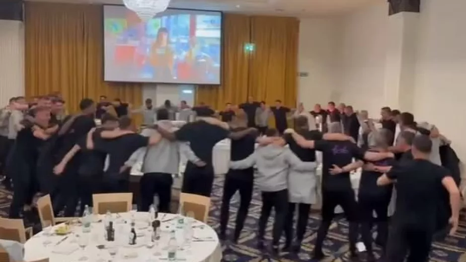 ΤΡΕΛΟ...σκηνικό με Ηλία! (ΒΙΝΤΕΟ)