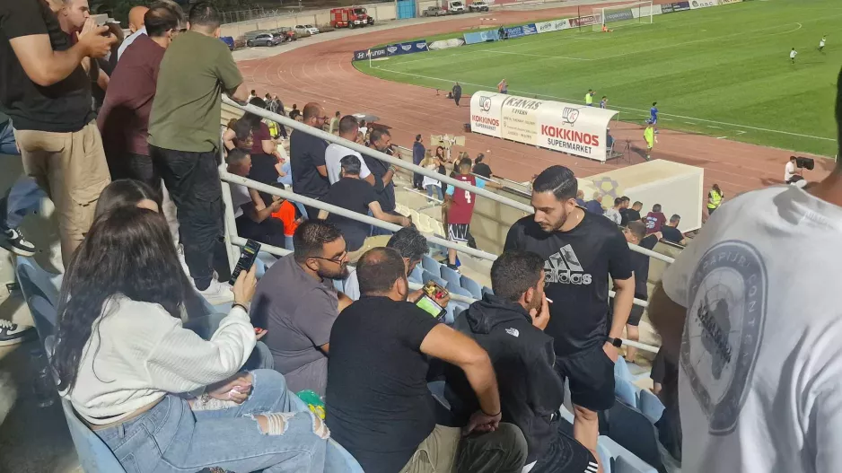 (Φώτος Kerkida) ΟΛΟΙ στα κινητά!