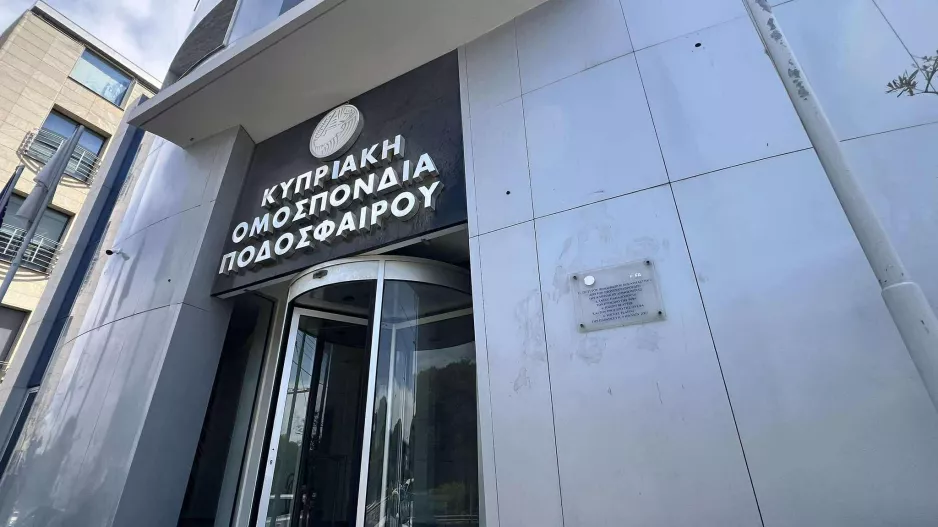 Ανακοίνωση ΚΟΠ: "Ντροπή!-Διαδίδουν κατ' επανάληψη ψευδώς ότι δεν τηρούμε πρακτικά"