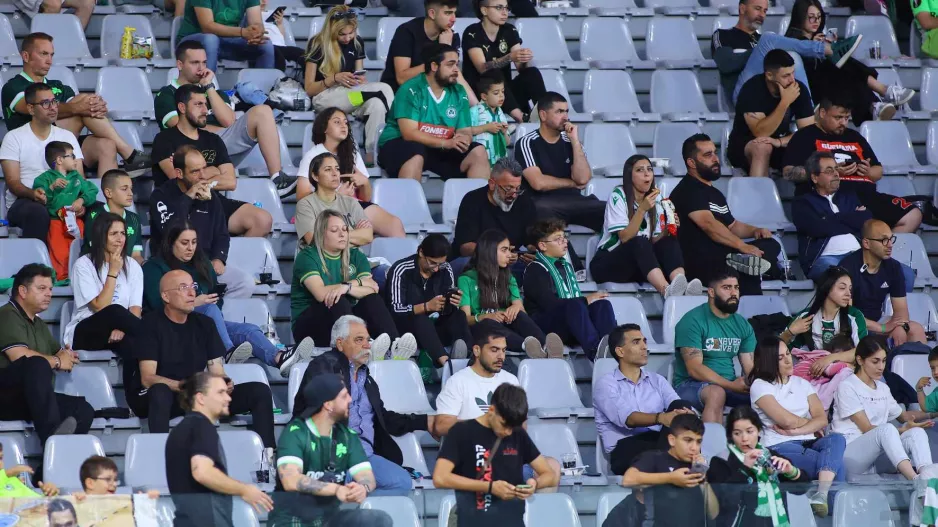 Λέει... πολλά