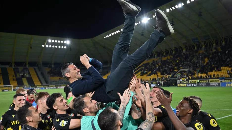 Για Κέρκεζ...
