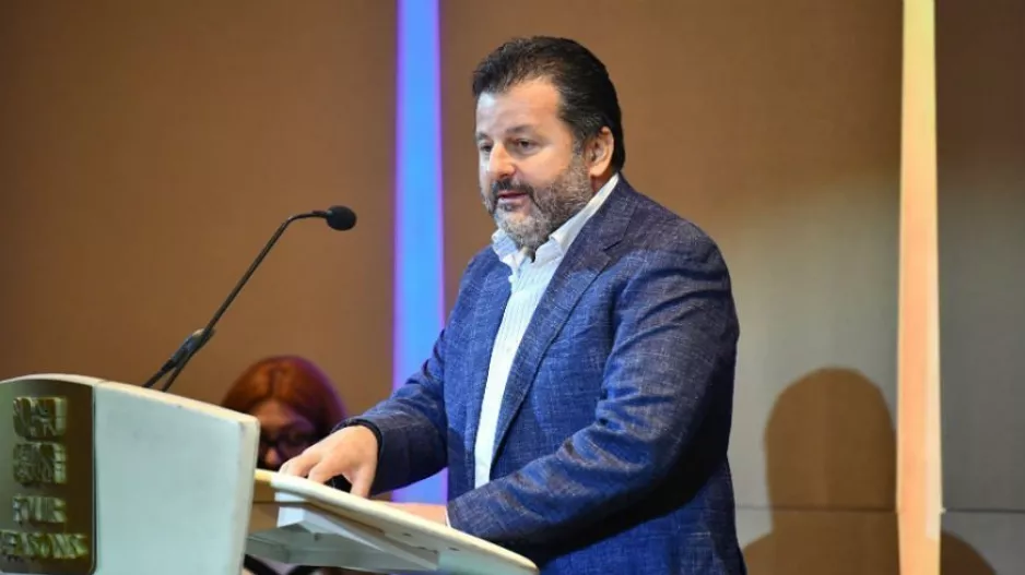 Θέμα...με ΣΟΦΟ