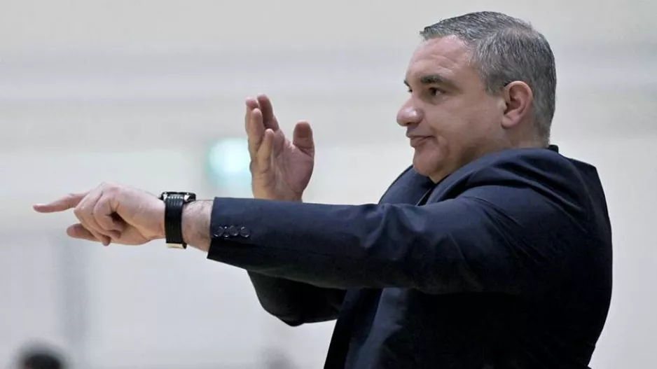 (Επιβεβαίωση από ΑΝΟ) "Εις το επανιδείν- Coach, ευχαριστούμε!"