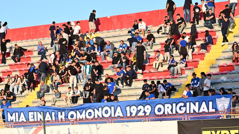ΝΙΚΗ=παραμονή