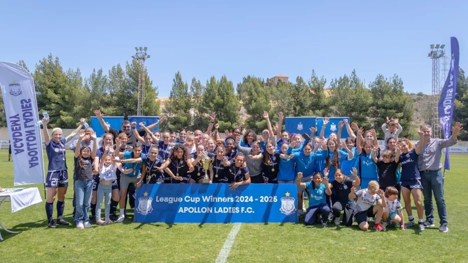 (Βίντεο/Φώτος) Κατέκτησε και το League Cup η Απόλλων Ladies