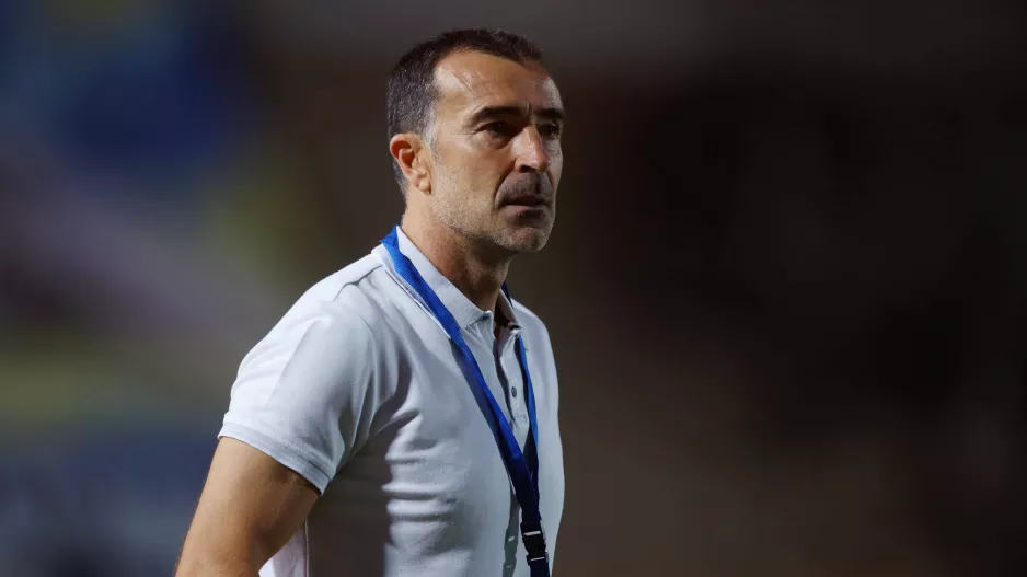 "Βγάζω το καπέλο στη διοίκηση που κράτησε τον Καρσέδο"