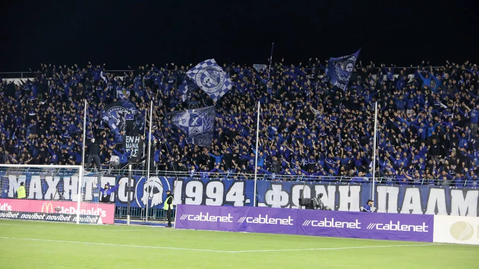 "692 πιστοί φίλαθλοι ανανέωσαν το εισιτήριο διαρκείας τους!"