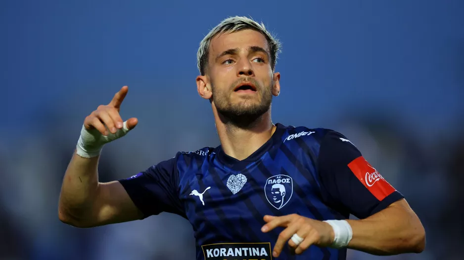 Ντράγκομιρ (9-4) 