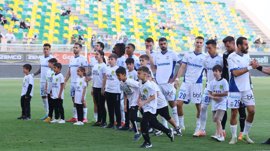  4-0,3-0 (Απόλλων)