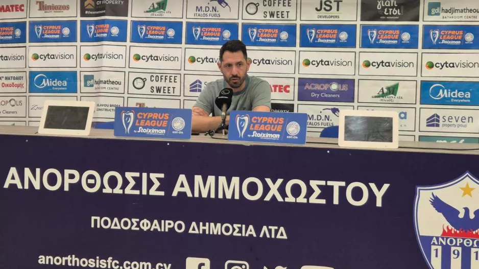 Πετράκης: ''Αν υπάρχει κάτι επίσημο θα πρέπει πρώτα να μιλήσουν με την ομάδα μου''