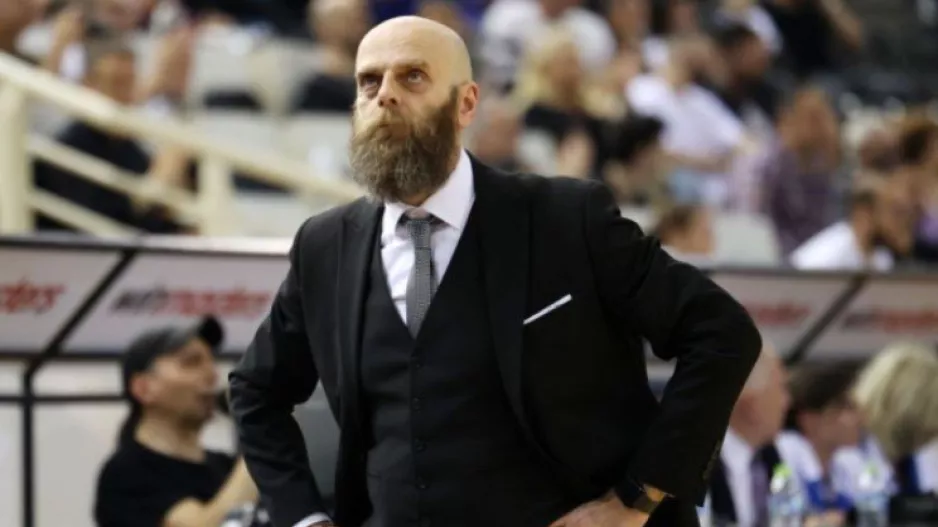 «Υποψήφιος για τον πάγκο της ΑΕΚ ο Καντσελιέρι αν αποχωρήσει ο Σάκοτα»!