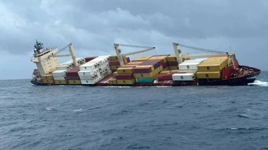Βυθίστηκε το φορτηγό πλοίο MSC Elsa 3 στα ανοιχτά της Κοτσί