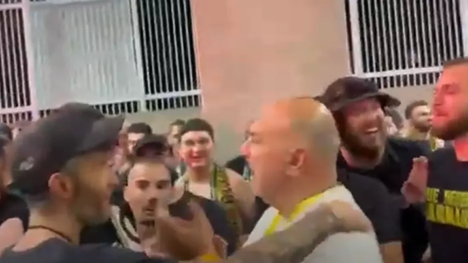 Αποθεώθηκε ο Άντρος - "Είναι τρελός ο πρόεδρος" (βίντεο kerkida)