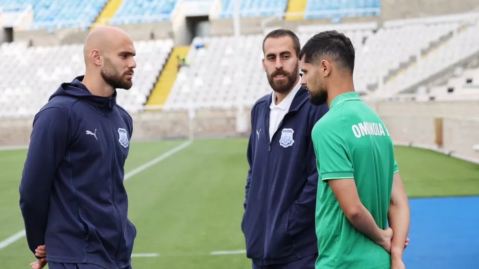 Πηγαδάκι με… γαλάζιο φόντο 