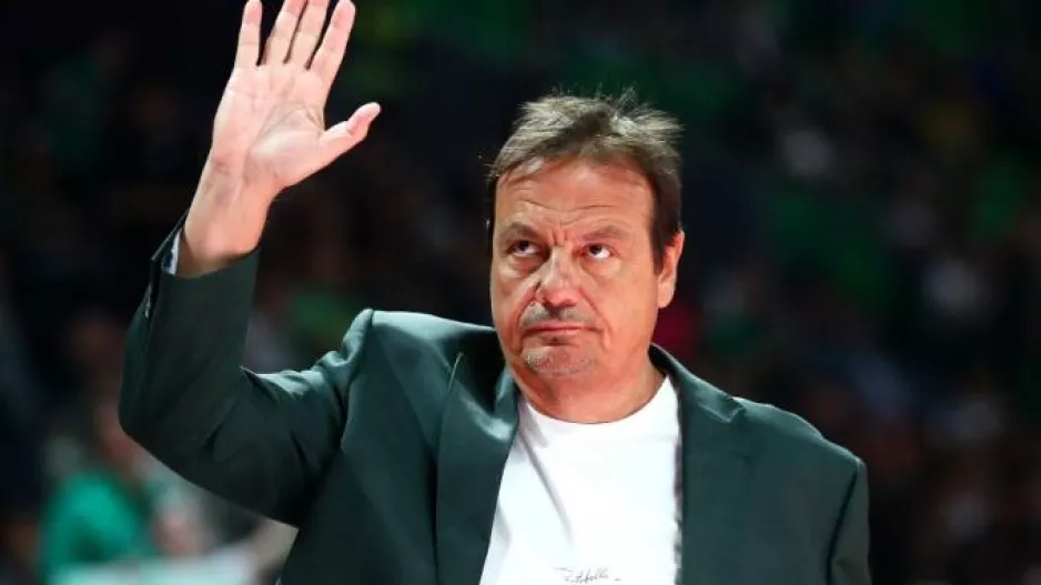 Αταμάν: «Ο Σαρπ είναι στα αποδυτήρια, μιλάει με τους παίκτες και έχει το... feeling»