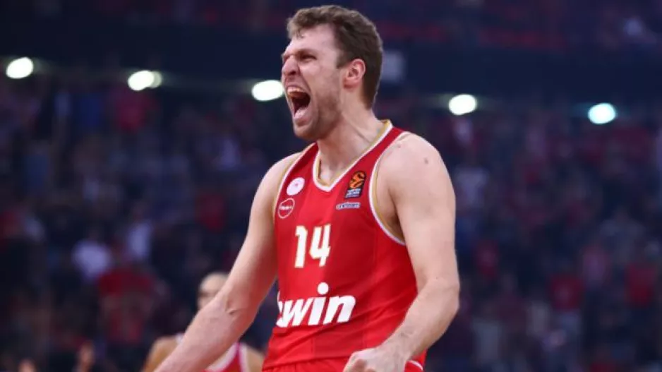 Ο Βεζένκοφ MVP των playoffs της EuroLeague