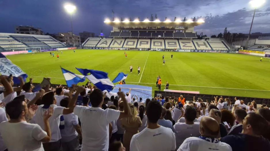 (Βίντεο Kerkida) Αποθέωσαν... Μαρτίνς στο ημίχρονο!