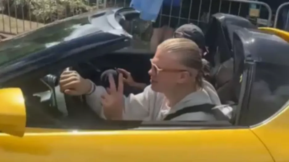 Ο Έρλινγκ Χάλαντ πρόσθεσε μια Ferrari 812 Superfast στη συλλογή του