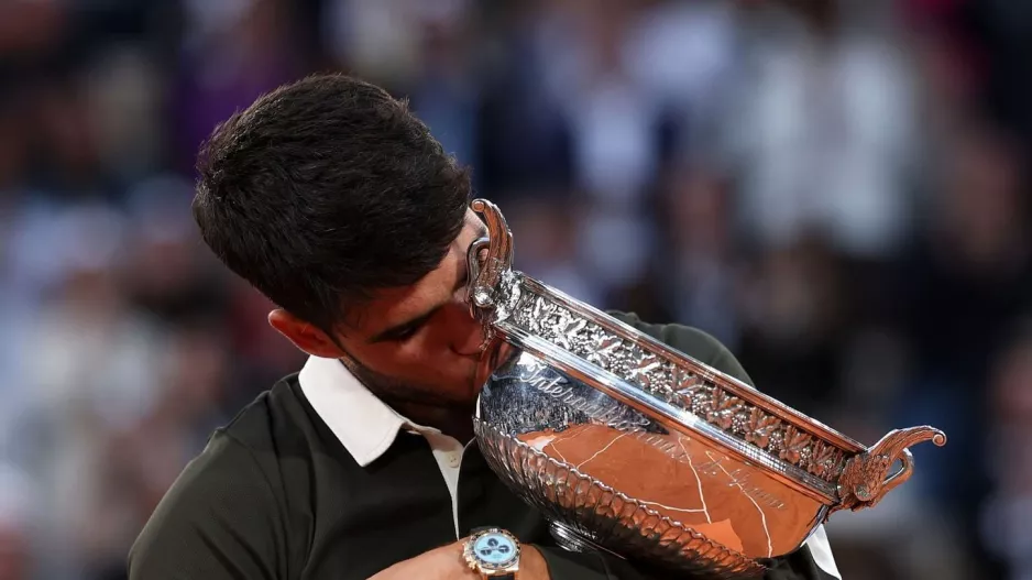 Roland Garros: ΕΠΟΣ πεντέμισι ωρών και το τρόπαιο στον Αλκαράθ (βίντεο)