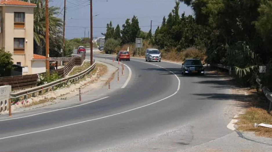 Δρόμος Τάφοι Βασιλέων-Κόλπος Κοραλίων: "Παγωμένα" τα έργα εδώ και 30 χρόνια 