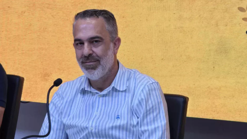 "Η θέση του Σοφοκλέους ήταν να αναλάβουμε τα χρέη της εταιρείας/Στόχος η εξάδα"