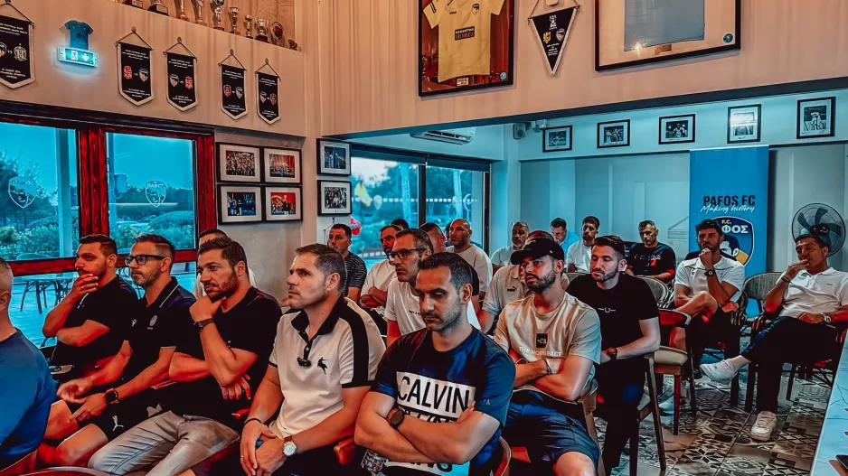 Συνάντηση με σύνδεσμο προπονητών και τιμές σε Καρσέδο