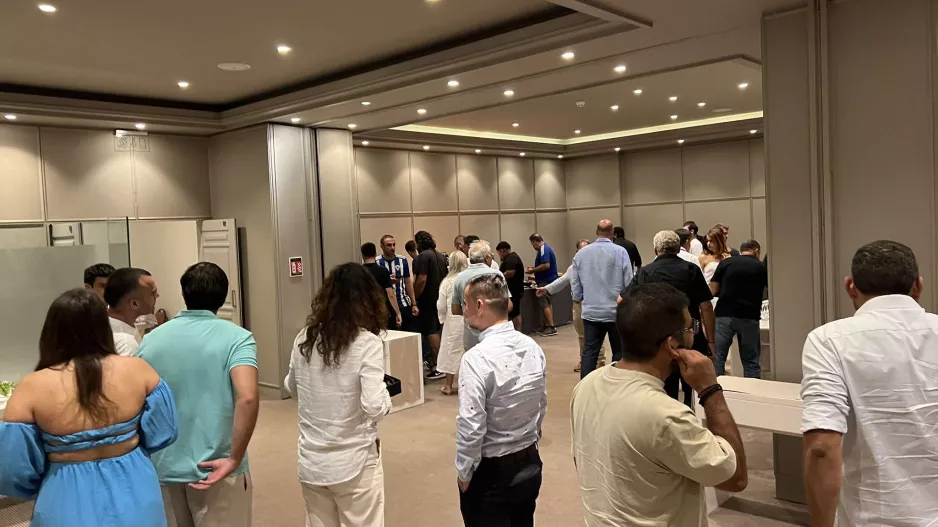 Ανορθωσιάτες/Επαρχίας