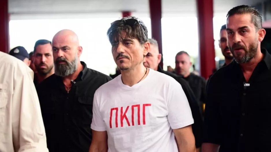 Έφτασε με ισχυρή συνοδεία στο ΣΕΦ ο Δημήτρης Γιαννακόπουλος