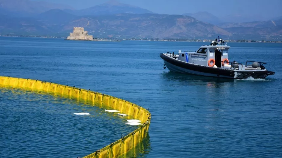 Εξαφανίστηκαν νεαρές που έκαναν κανό στη Βουρβουρού
