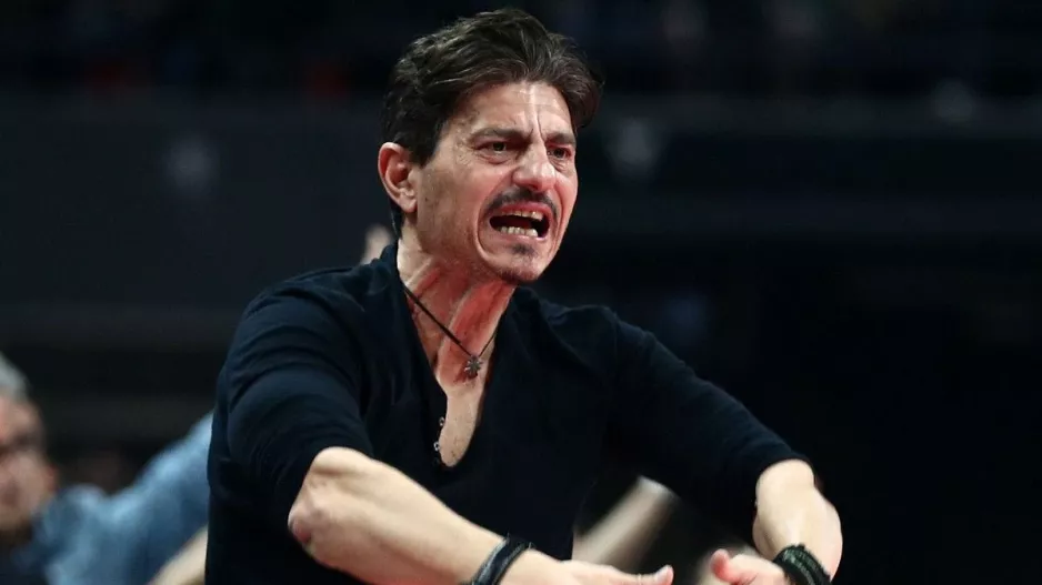 Γιαννακόπουλος: “Κανείς δεν έχει το δικαίωμα να μου ζητάει να κάτσω στο ίδιο τραπέζι με αυτούς... ”