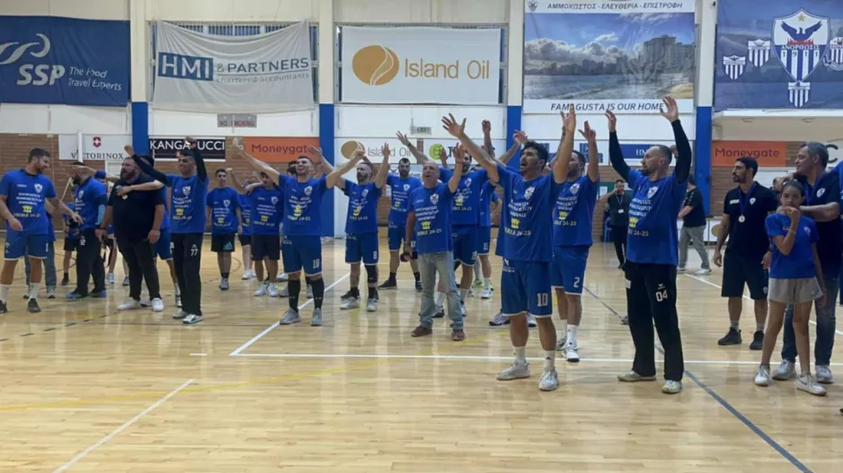 «Με πήρανε μια μέρα σηκωτό» (βίντεο)