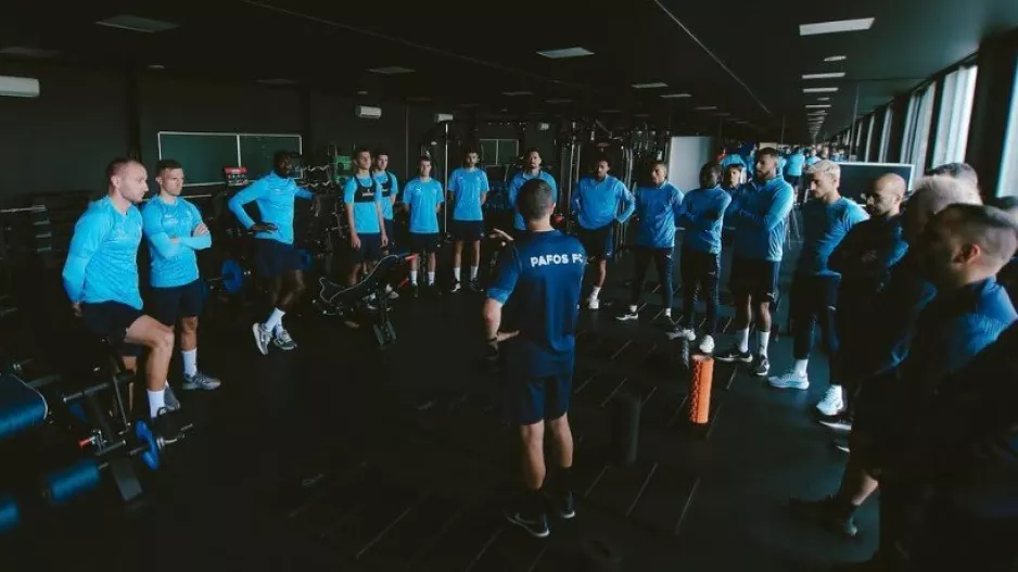 (Φώτος) Έπιασαν... δουλειά οι πρωταθλητές