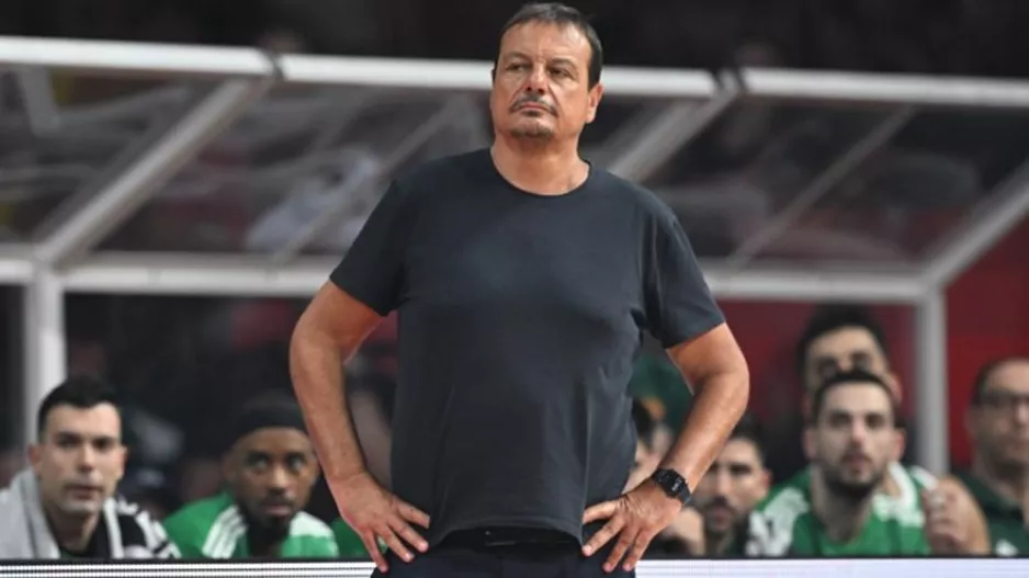 Οργή και αποχώρηση Αταμάν: «Ήρθαν με σημαίες, αλλά πόσοι Έλληνες παίζουν στον Ολυμπιακό;»