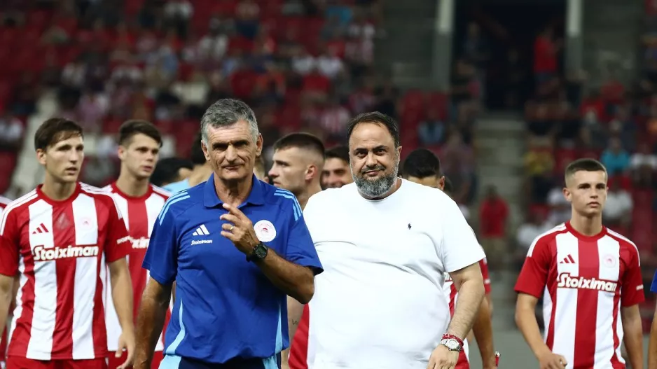 Τρέχουν τα μεταγραφικά στο λιμάνι του Πειραιά