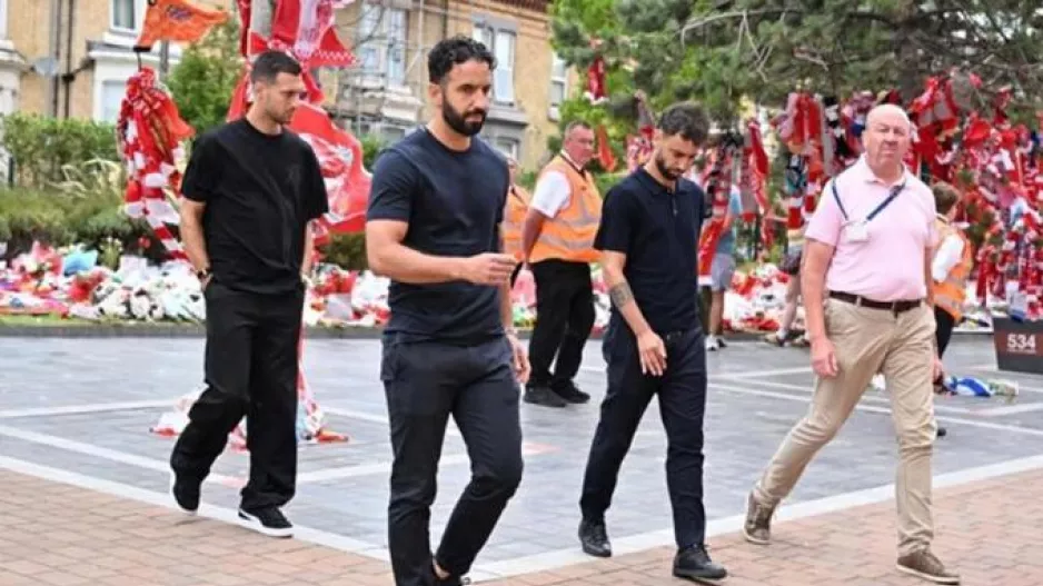 Η Μάντσεστερ Γιουνάιτεντ απέτισε φόρο τιμής στη μνήμη του Ζότα 