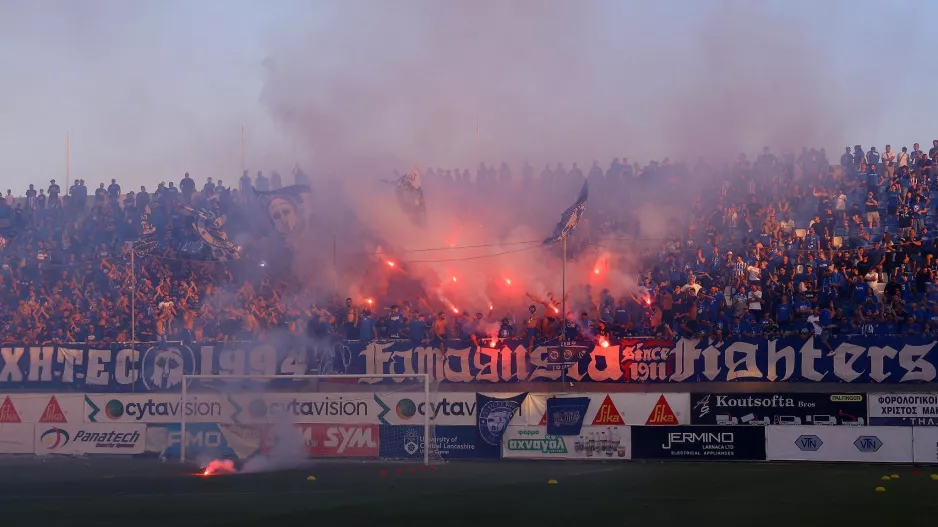 "Ο κόσμος της, η δύναμή της!"