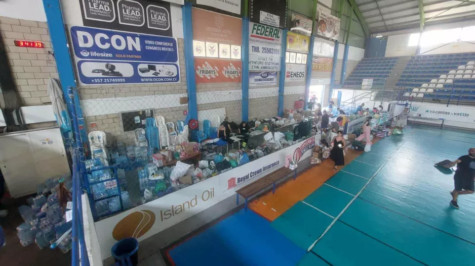 (ΦΩΤΟΣ) Συλλογή ειδών πρώτης ανάγκης στο Θεμιστόκλειο