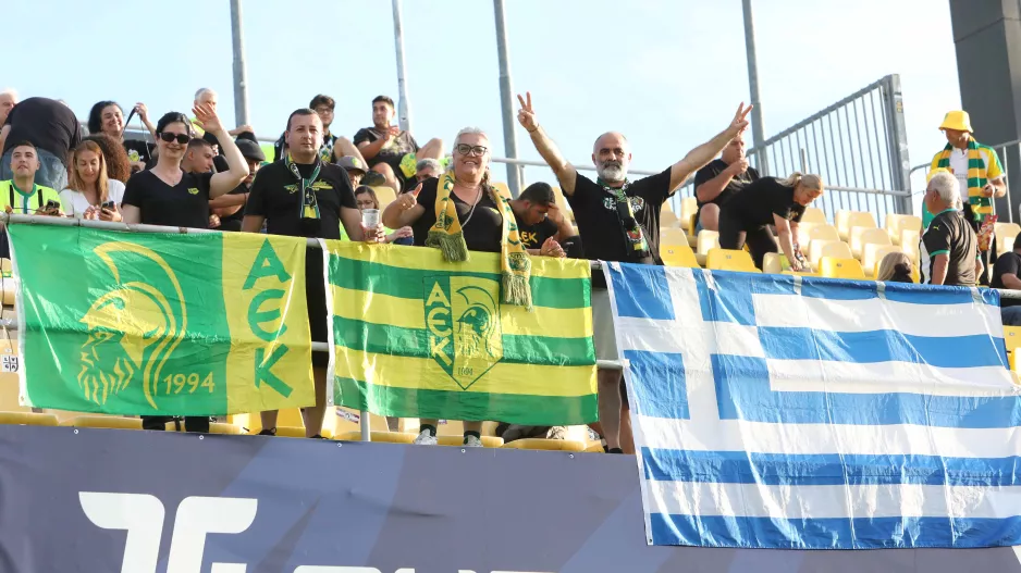 (ΦΩΤΟΣ) Πήραν θέση οι ΑΕΚτζήδες 