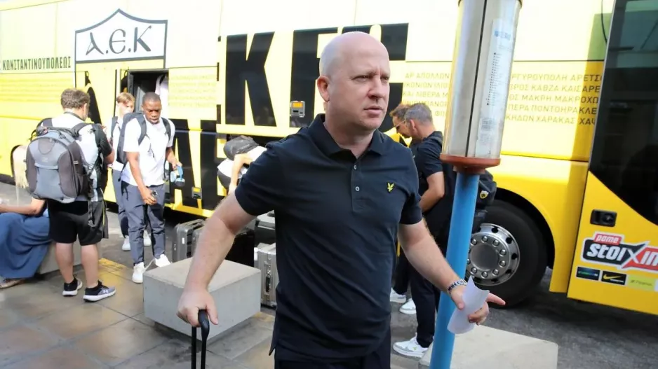 Η ΑΕΚ αναχώρησε για το Ντέμπρετσεν με στόχο την πρόκριση