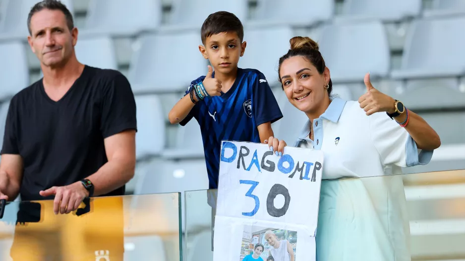 Fan Club... Ντράγκομιρ