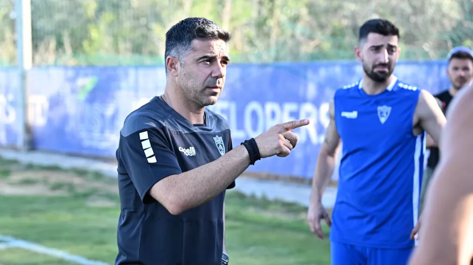 Τους δείχνει το δρόμο...